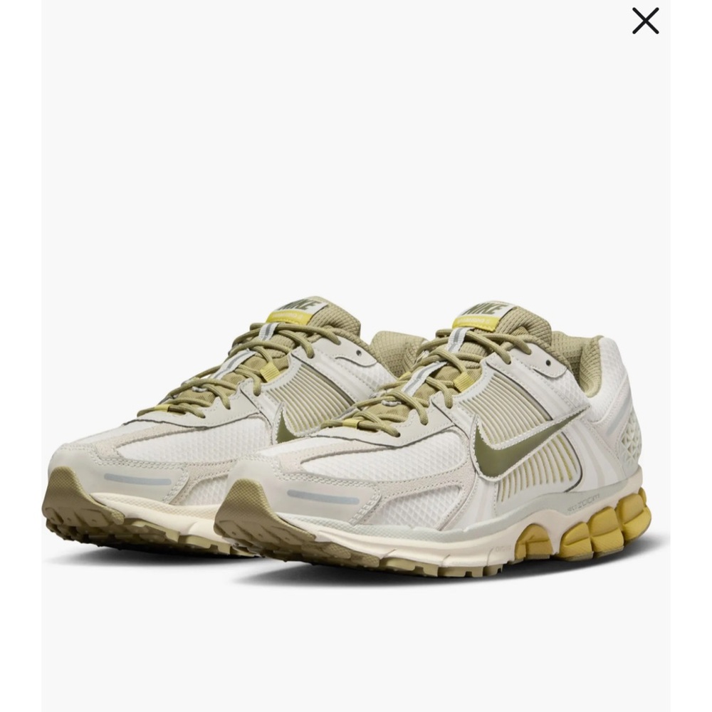 Nike Vomero 5 Sneakers color light bone/medium olive